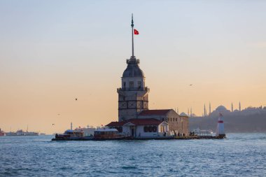 uskudar 'ın sembolü haline gelen kule, uskdar' da Bizans döneminden kalan tek çalışma..