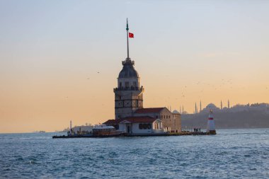 uskudar 'ın sembolü haline gelen kule, uskdar' da Bizans döneminden kalan tek çalışma..