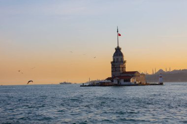 uskudar 'ın sembolü haline gelen kule, uskdar' da Bizans döneminden kalan tek çalışma..