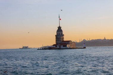 uskudar 'ın sembolü haline gelen kule, uskdar' da Bizans döneminden kalan tek çalışma..