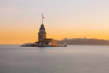 uskudar 'ın sembolü haline gelen kule, uskdar' da Bizans döneminden kalan tek çalışma..