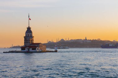 uskudar 'ın sembolü haline gelen kule, uskdar' da Bizans döneminden kalan tek çalışma..