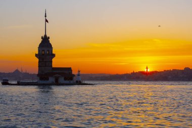 uskudar 'ın sembolü haline gelen kule, uskdar' da Bizans döneminden kalan tek çalışma..