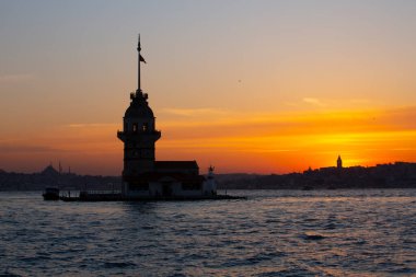 uskudar 'ın sembolü haline gelen kule, uskdar' da Bizans döneminden kalan tek çalışma..