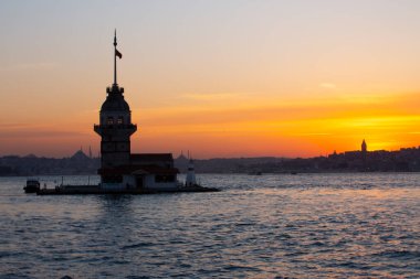 uskudar 'ın sembolü haline gelen kule, uskdar' da Bizans döneminden kalan tek çalışma..