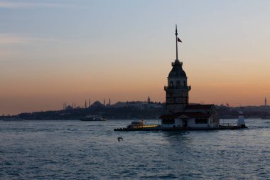 uskudar 'ın sembolü haline gelen kule, uskdar' da Bizans döneminden kalan tek çalışma..