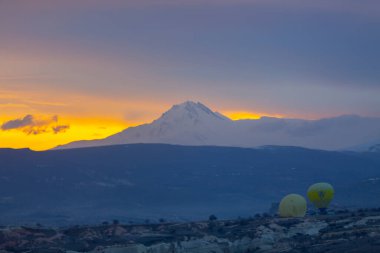 Kapadokya bölgesi, doğa ve tarihin birleştiği yerdir..
