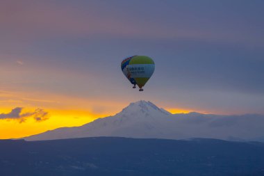 Kapadokya bölgesi, doğa ve tarihin birleştiği yerdir..