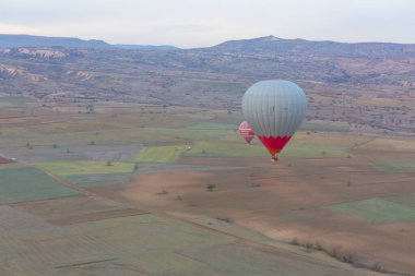Kapadokya bölgesi, doğa ve tarihin birleştiği yerdir..