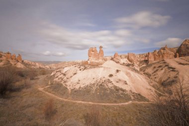 Kapadokya bölgesi, doğa ve tarihin birleştiği yerdir..
