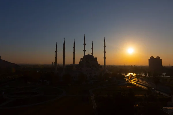 Die Sabanci Zentralmoschee Ist Eine Moschee Die 1998 Reatbey Viertel — Stockfoto