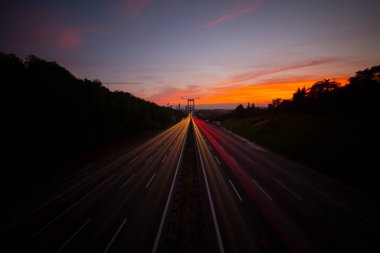 Fatih Sultan Mehmet Köprüsü, İstanbul 'da Kavack ile Hisarst arasında Asya ile Avrupa' yı İstanbul Köprüsü 'nden sonra ikinci kez birbirine bağlayan asma köprü.