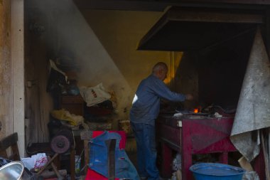 teneke ustası ve bakır işi