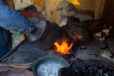 teneke ustası ve bakır işi