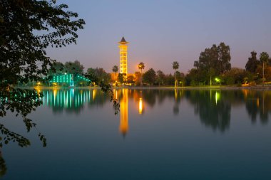 Seyhan Nehri, Türkiye 'nin Akdeniz' e akan nehirlerinden biridir. Uzunluğu 560 km. Havza alanı 20.600 km..