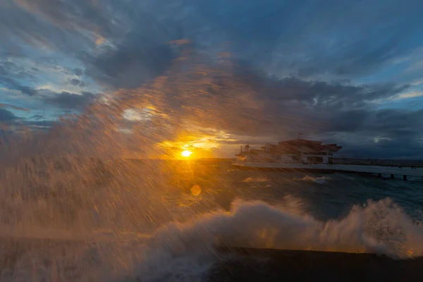 Tormenta Muelle Playa Turquía Estambul — Foto de Stock