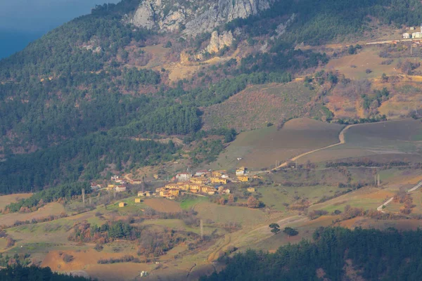 Gynk Encantador Bairro Bolu Faz Com Que Seus Visitantes Sintam — Fotografia de Stock