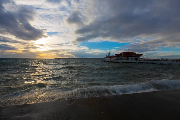 Buyukcekmece Albatros Beach Bykekmece Albatros Playa Sección Situada Calle Kordonboyu —  Fotos de Stock