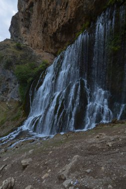 Kapuzba Şelalesi dünyadaki en önemli şelalelerden biridir. Dünyanın en yüksek ikinci şelalesidir..