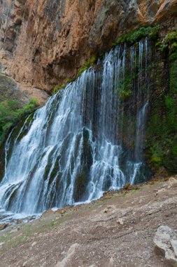 Kapuzba Şelalesi dünyadaki en önemli şelalelerden biridir. Dünyanın en yüksek ikinci şelalesidir..