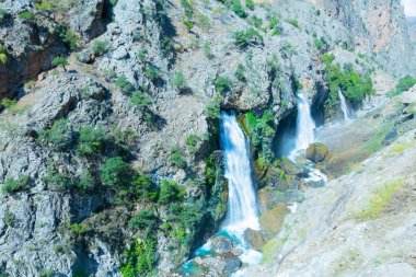 Kapuzba Şelalesi dünyadaki en önemli şelalelerden biridir. Dünyanın en yüksek ikinci şelalesidir..