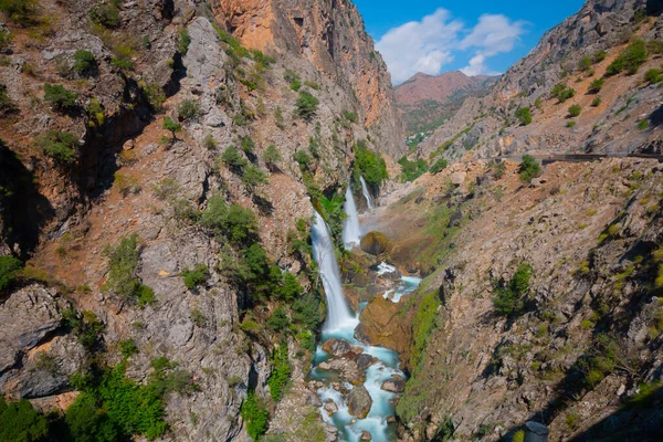 卡普兹巴瀑布是世界上最重要的瀑布之一 它是世界上第二高的瀑布 — 图库照片