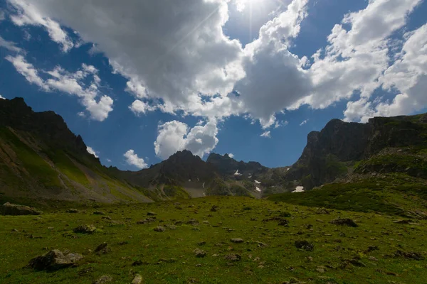 Kakar Dağları Ulusal Parkı Avusor Kalp Gölü — Stok fotoğraf