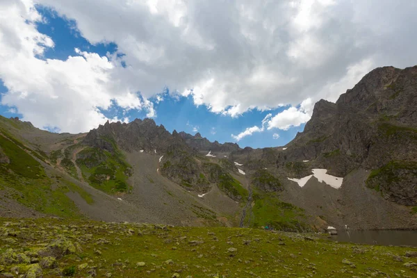 Parque Nacional Das Montanhas Kakar Avusor Heart Lake — Fotografia de Stock