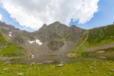 Kakar Dağları Ulusal Parkı, Avusor Kalp Gölü
