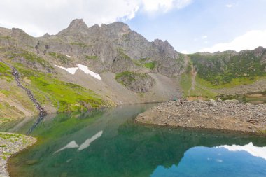 Kakar Dağları Ulusal Parkı, Avusor Kalp Gölü