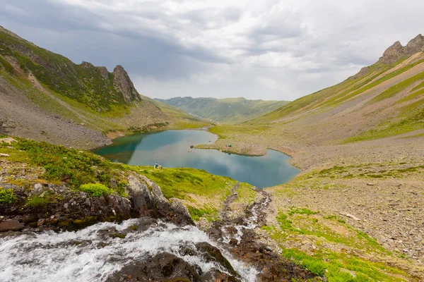 Kakar Dağları Ulusal Parkı Avusor Kalp Gölü — Stok fotoğraf