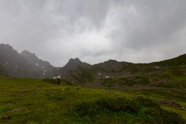 Kakar Dağları Ulusal Parkı, Avusor Kalp Gölü