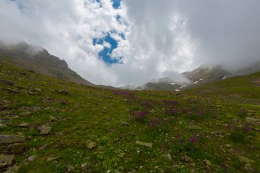 Kakar Mountains National Park and plateaus ..