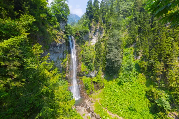 Maral Waterfall Uma Cachoeira Maral Stream Karal Mountains Distrito Borcka — Fotografia de Stock