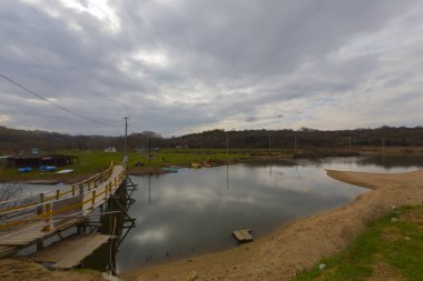 Kiyikoy, Kirklareli ili sınırları içinde, doğal güzellikleriyle göze çarpan Vize ilçesine bağlı bir sahil kasabasıdır..