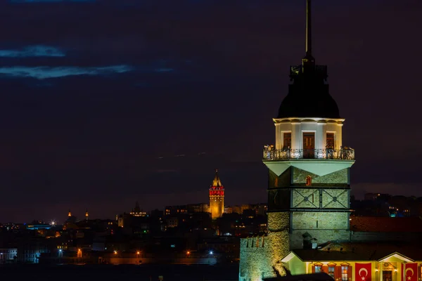 Девичья Башня Kulesi Известная Башня Леандра Башня Леандра Времен Средневекового — стоковое фото