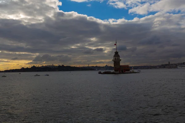 Maiden Tower One Indispensable Places Bosphorus View Undoubtedly Maiden Tower — Stock Photo, Image