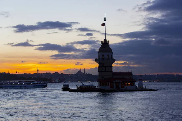 Mädchenturm Einer Der Unverzichtbaren Orte Mit Blick Auf Den Bosporus — Stockfoto