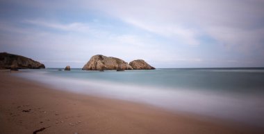 Akakese Halk Plajı, İstanbul 'un Akakese Köyü' nde yer almaktadır..