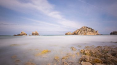 Akakese Halk Plajı, İstanbul 'un Akakese Köyü' nde yer almaktadır..