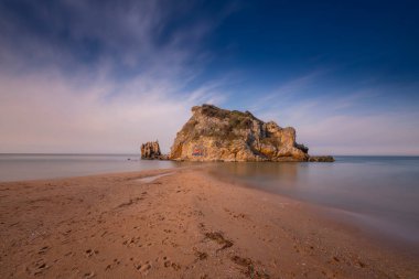 Akakese Halk Plajı, İstanbul 'un Akakese Köyü' nde yer almaktadır..
