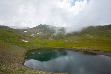 Kackar Dağları Ulusal Parkı: Dağ Gölleri ve Sahne