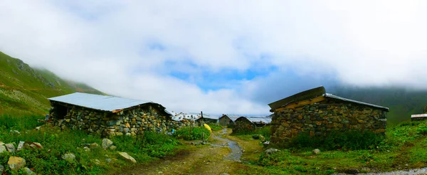 Kackar Dağları Ulusal Parkı: Dağ Gölleri ve Sahne