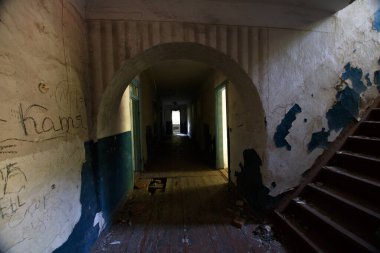 Dağlarda küçük bir köy