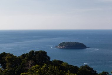 Yengeç Adası 'na bakış açısından bak