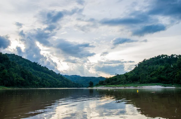 Krajina z Salween řeky — Stock fotografie