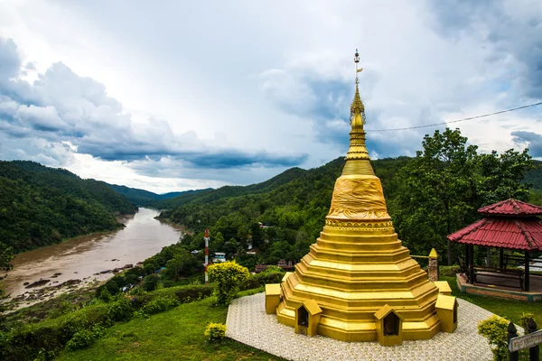 Pagoda over Salween River — Stock Photo, Image