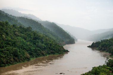 Salween nehir manzara