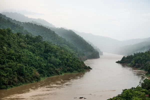 Paisaje del río Salween —  Fotos de Stock