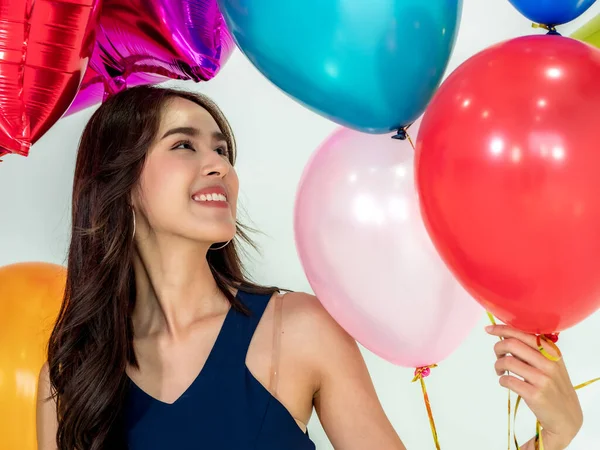 Retrato Mujer Asiática Sosteniendo Globo Fiesta Año Nuevo —  Fotos de Stock